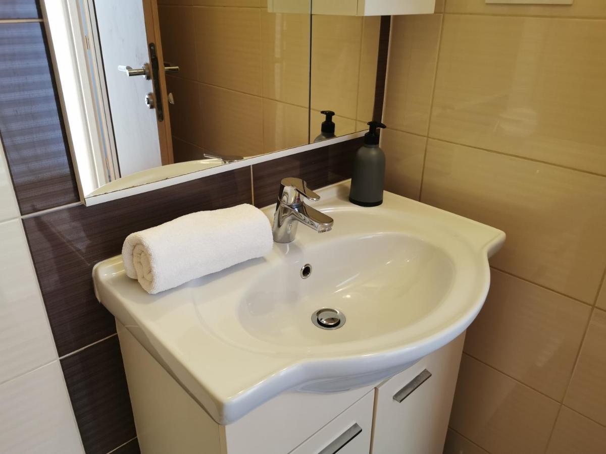 Apartment Jurcevic 特罗吉尔 外观 照片